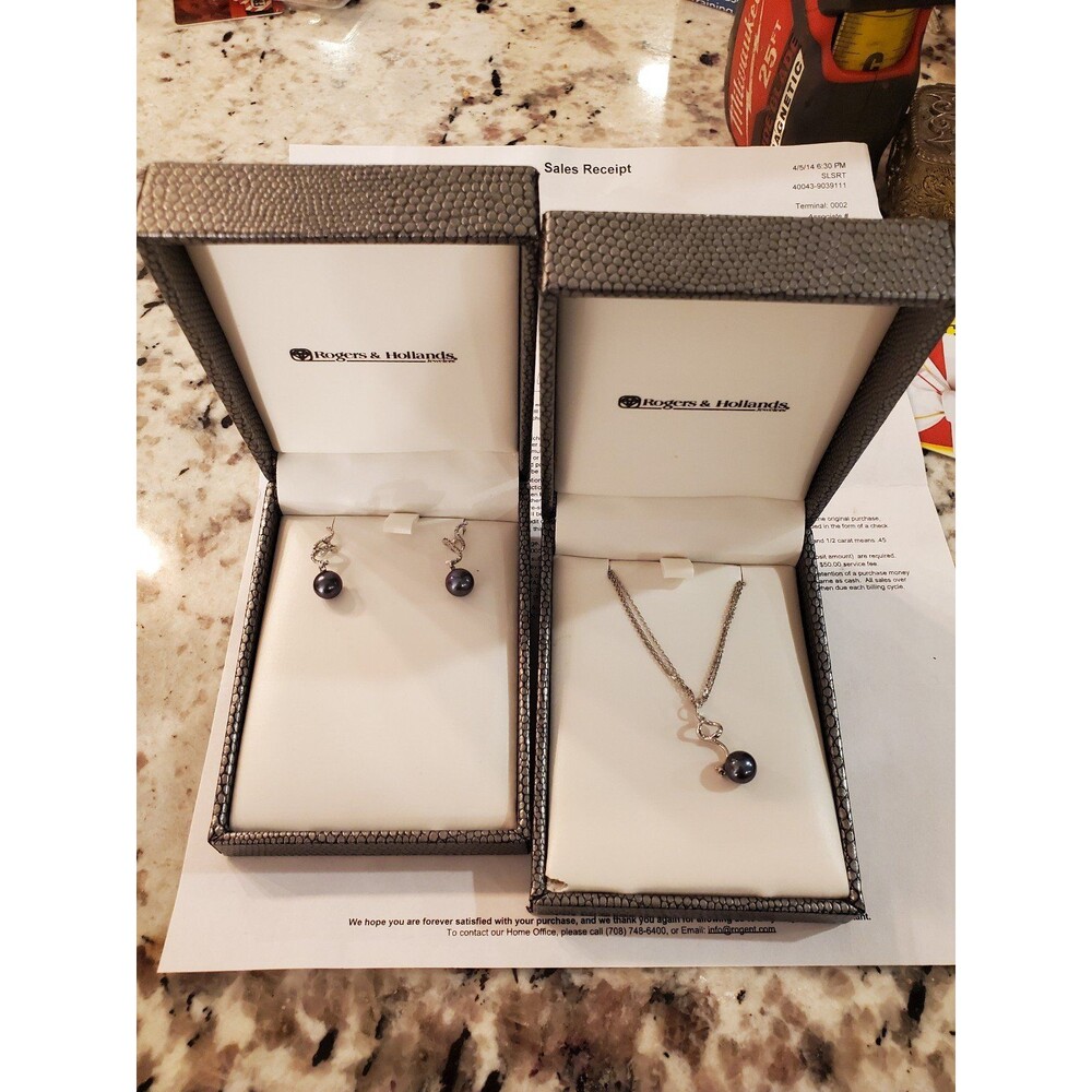 Rogers & Hollands Necklace & Earring Bundle